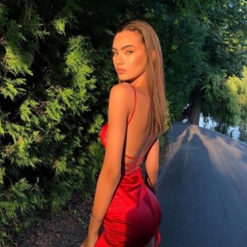 BetsyTrinity from Liverpool,United Kingdom