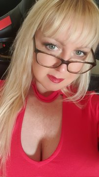 MilfSue from Doncaster,United Kingdom